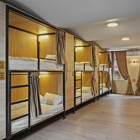 Ramana Garden Hostel - Self-Service Accommodation Bukareszt Zewnętrze zdjęcie