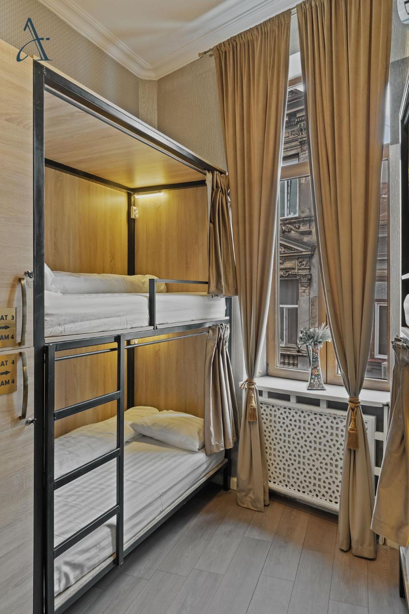 Ramana Garden Hostel - Self-Service Accommodation Bukareszt Zewnętrze zdjęcie