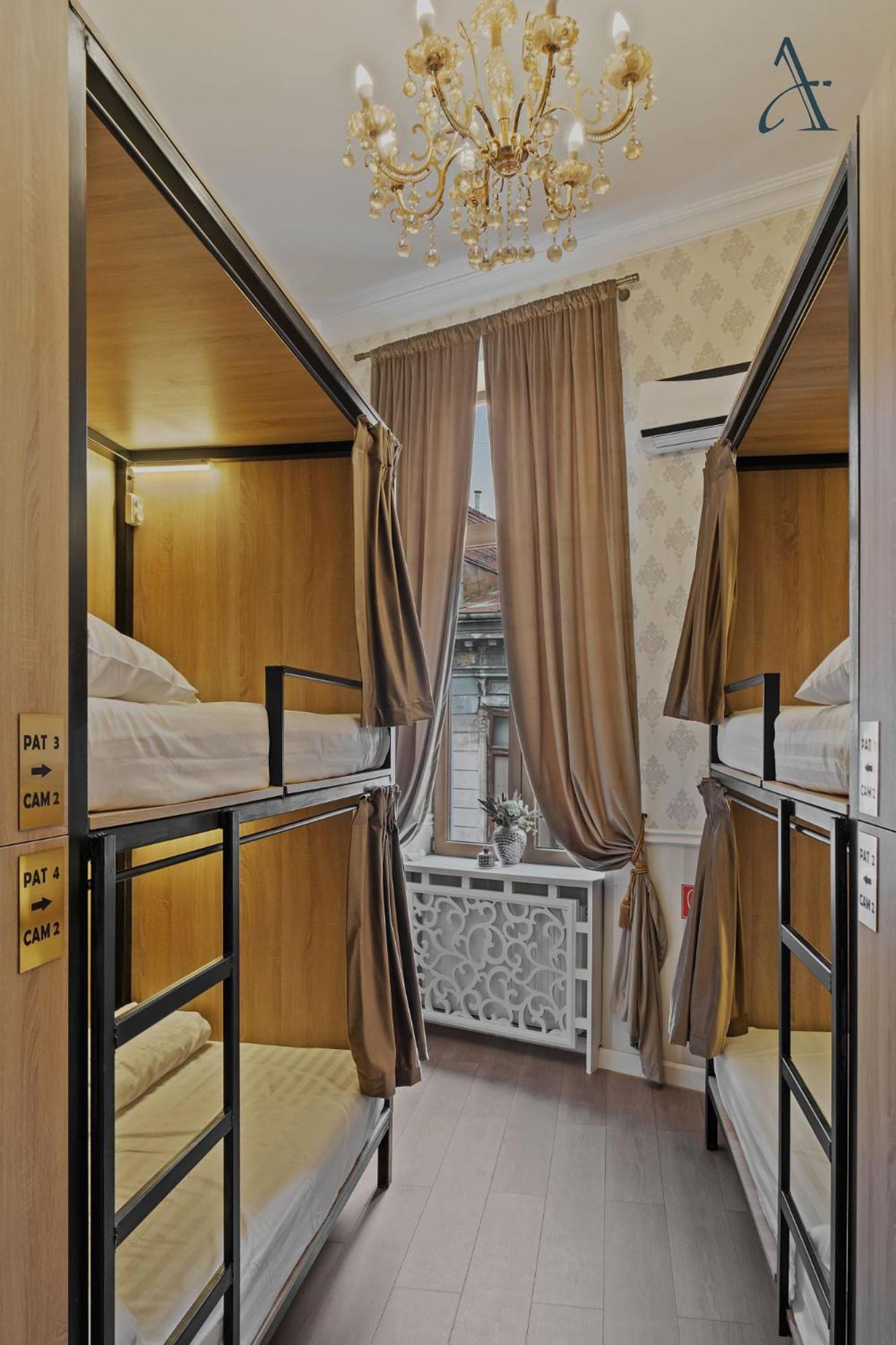 Ramana Garden Hostel - Self-Service Accommodation Bukareszt Zewnętrze zdjęcie